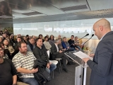 L'alcalde d'Arbeca, Sergi Pelegrí durant la seva intervenció.